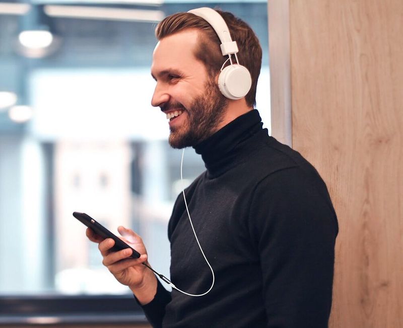 Lightning zu 3.5mm Audio Adapter Klinkenadapter Kopfhöreranschluss