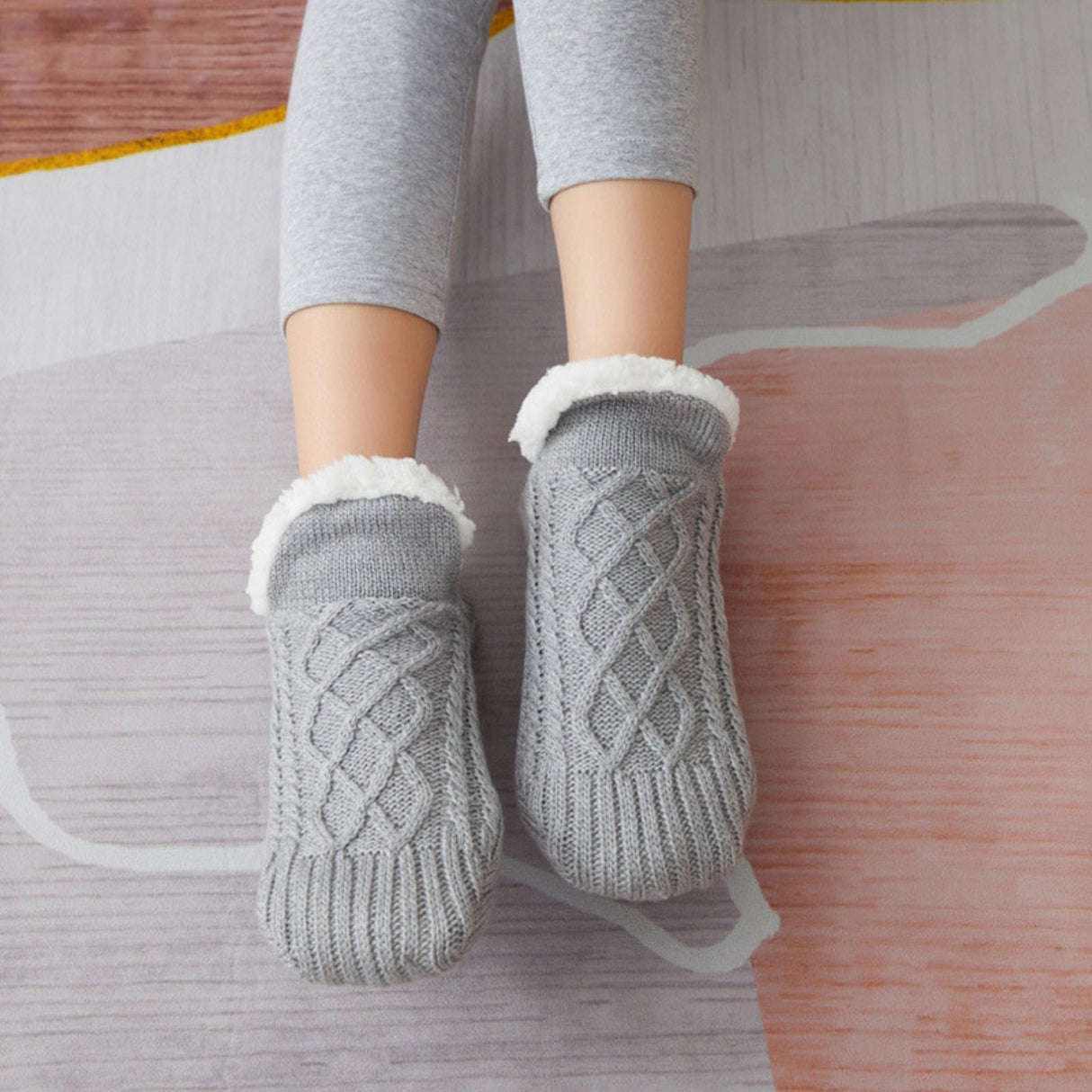 Fuzzy-Socken Gr. 43-46 Kuschelsocken Pantoffeln Wintersocken Hausschuhe