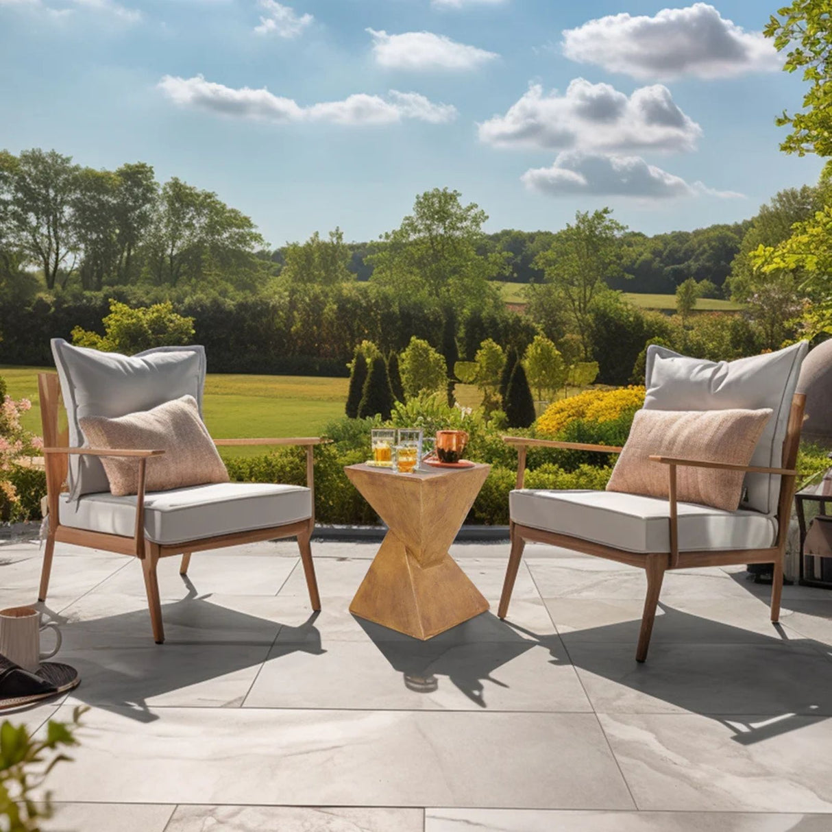 Outdoor-Tisch Gartentisch Akzenttisch Beistelltisch Dekotisch