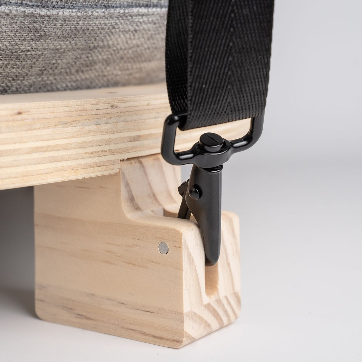 Gymnastikball mit Holz-Ballring und Schutzhülle Sitzball Fitnessball