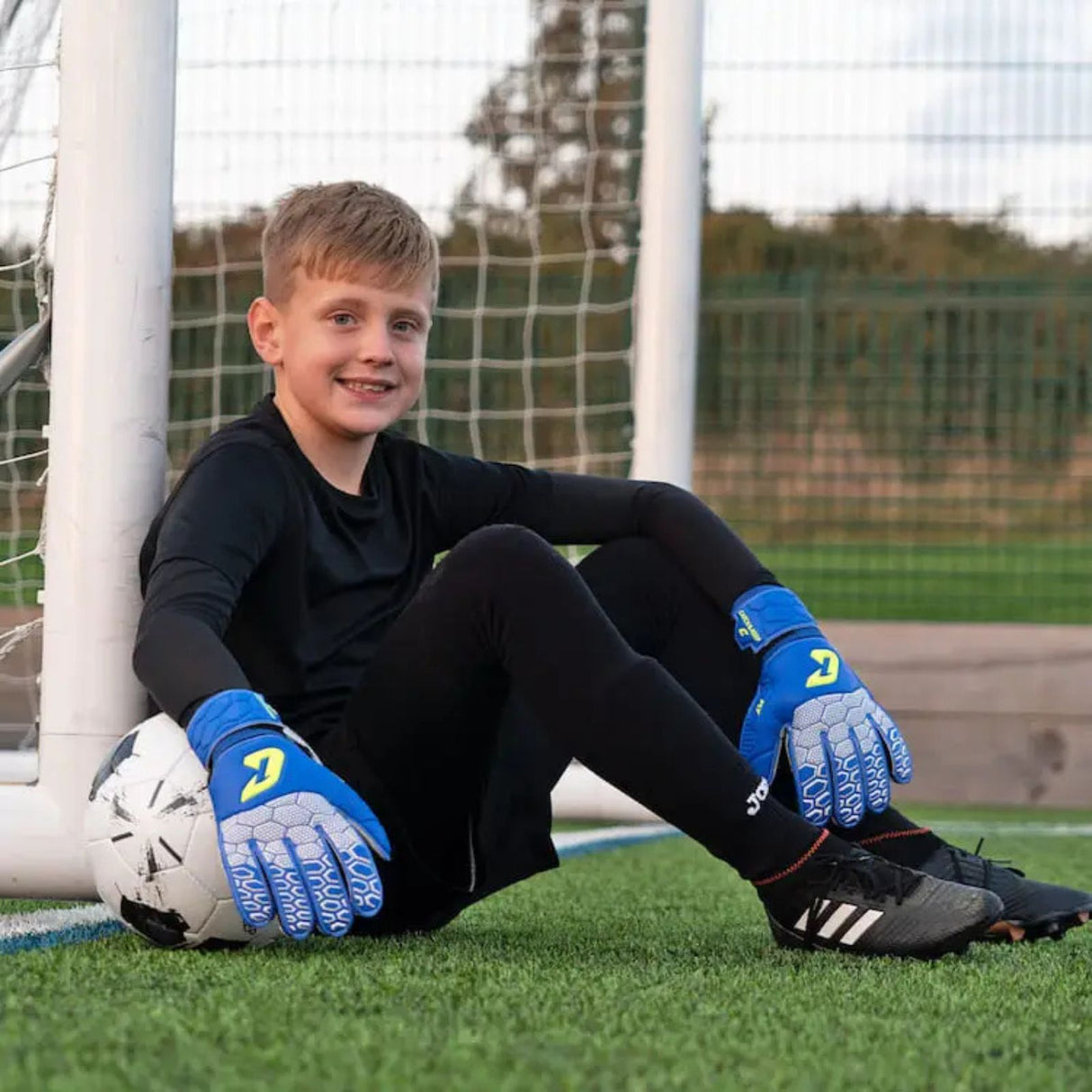 Fussballhandschuhe Fly Kids Blue Soul Gr. 6 Torwart Goalie Handschuhe