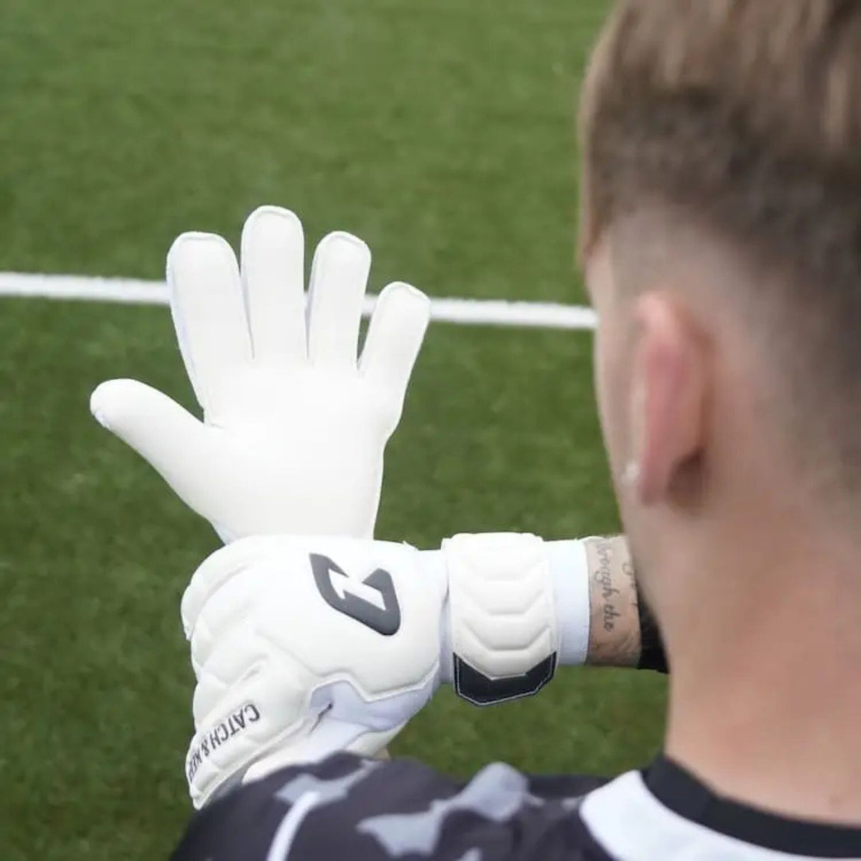 Fussballhandschuhe Day NXT Flat Cut Gr. 9.5 Torwart Goalie Handschuhe