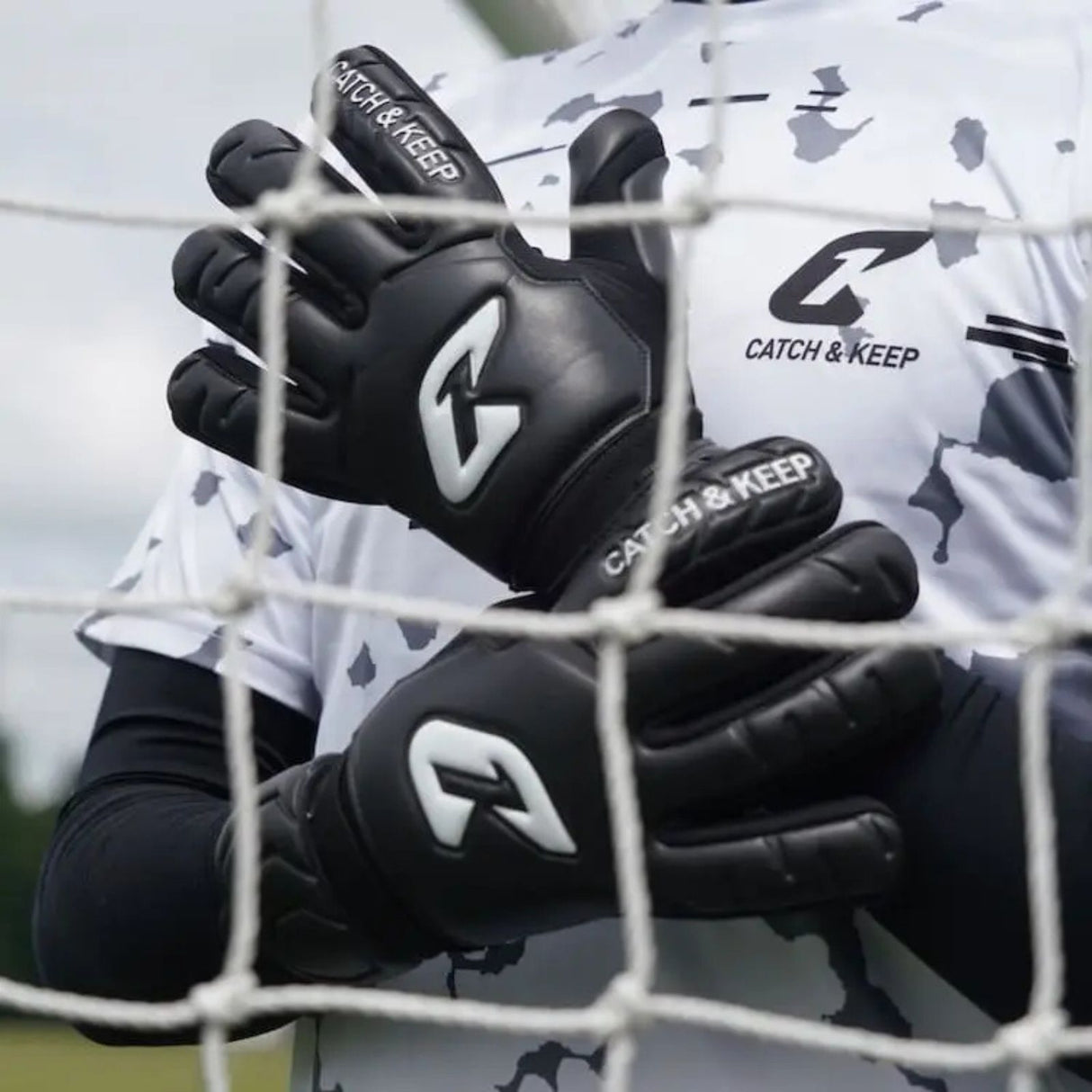 Fussballhandschuhe Night NXT Negative Cut Gr. 9.5 Torwart Handschuhe