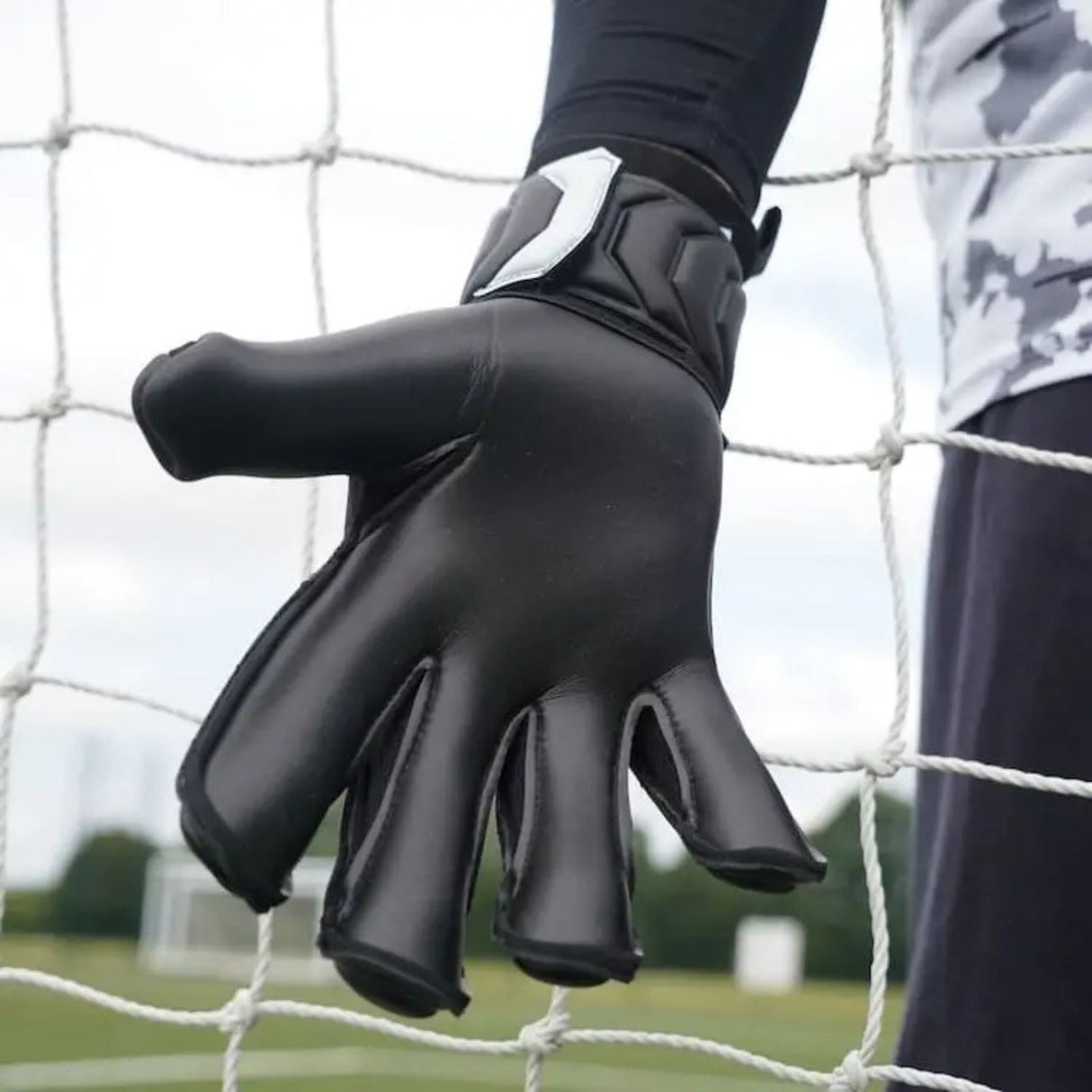 Fussballhandschuhe Night NXT Hybrid Cut Gr. 9 Torwart Handschuhe