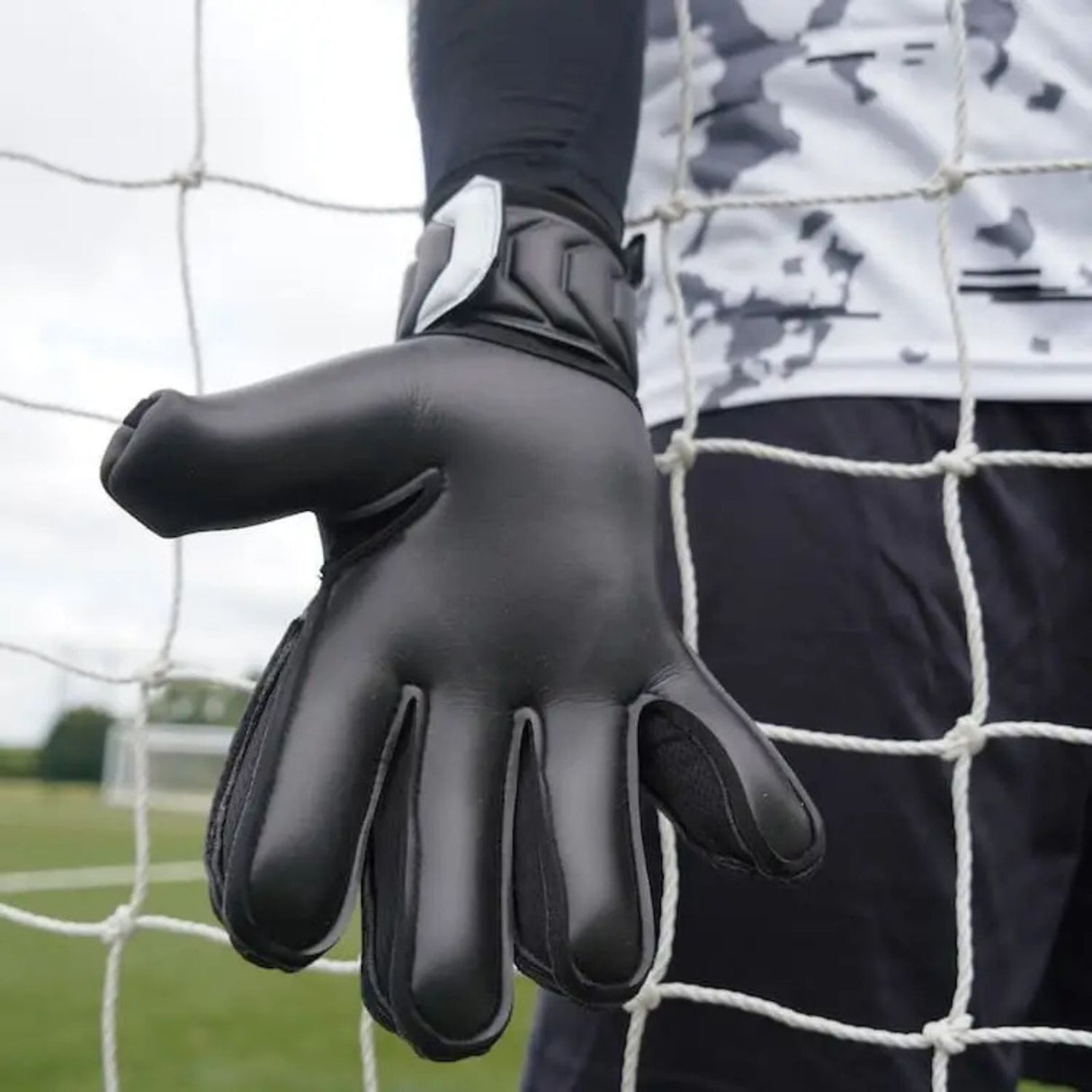 Fussballhandschuhe Night NXT Flat Cut Gr. 11 Torwart Goalie Handschuhe