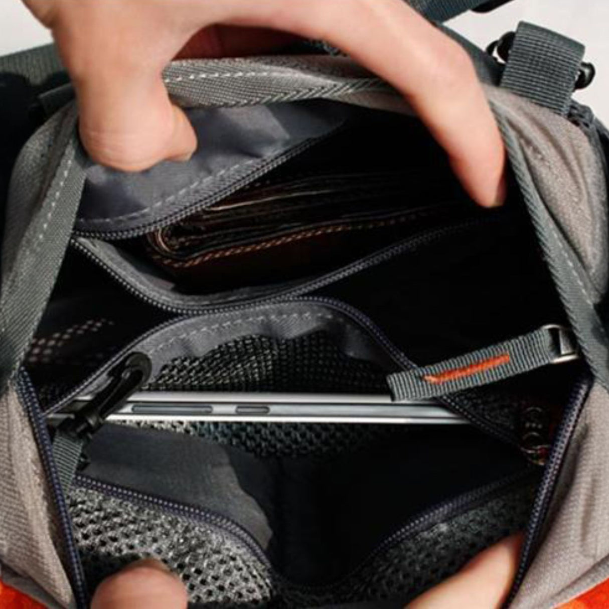 Bauchtasche mit Schultergurten Hüfttasche Schultertasche Umhängetasche